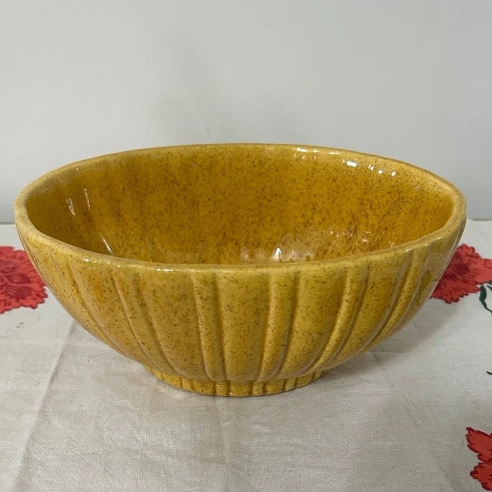 Haeger vintage planter